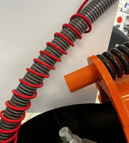 Distribution tube for seeding tynes - Red 1.8mm